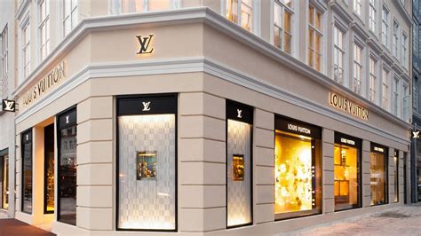 Louis Vuitton UK online store